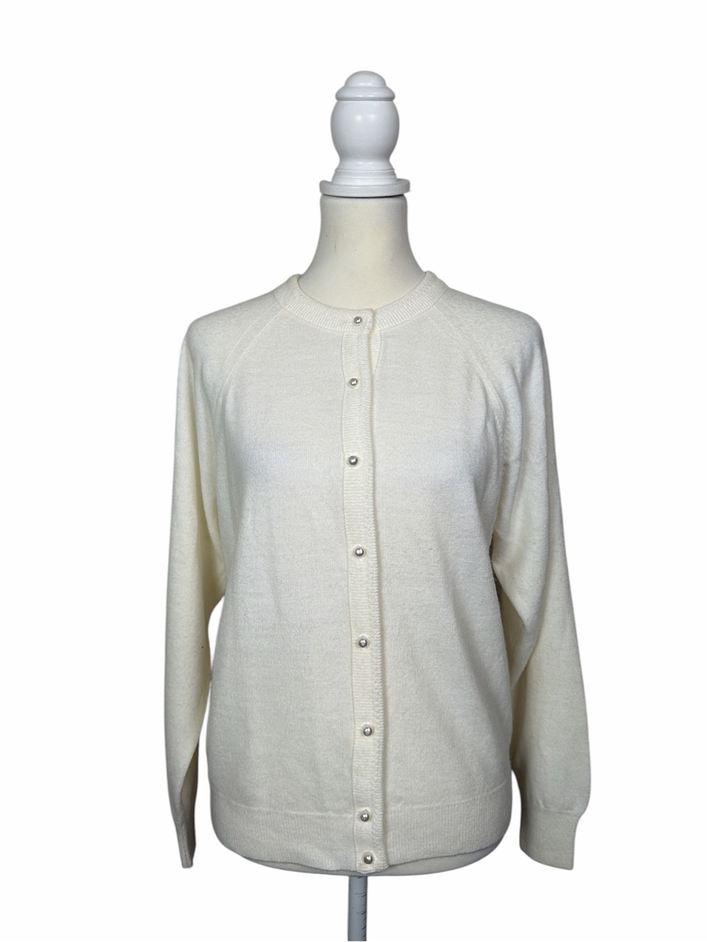 Vintage Designers Originals LuxeLon Cardigan Pearl Button Shabby Chic Timeless